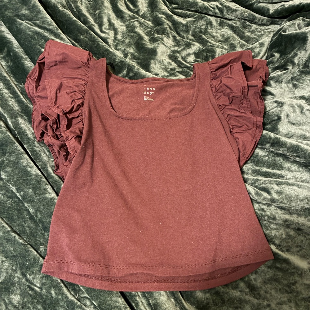 Ruffled Sleeve Top